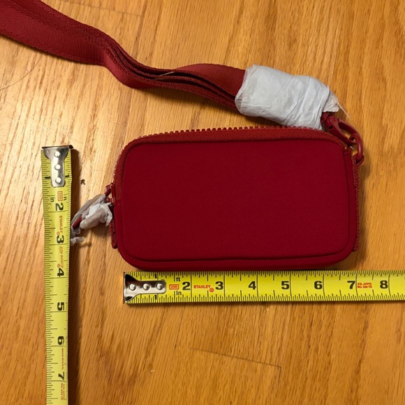 NEW Dagne Dover X Sephora Mara Neoprene phone sling rouge event LTD ED spice red - Picture 6 of 7